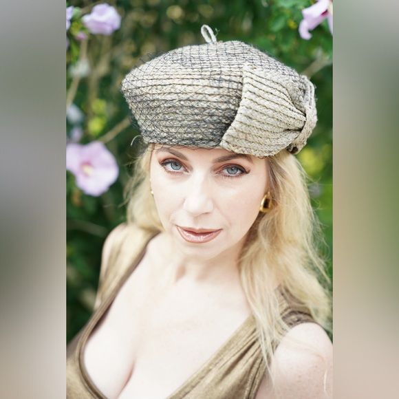 Hat - Picture 2 of 6